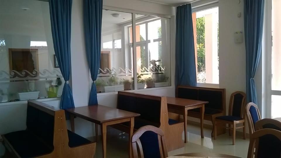Hotel Veleka 체르노모레츠 외부 사진