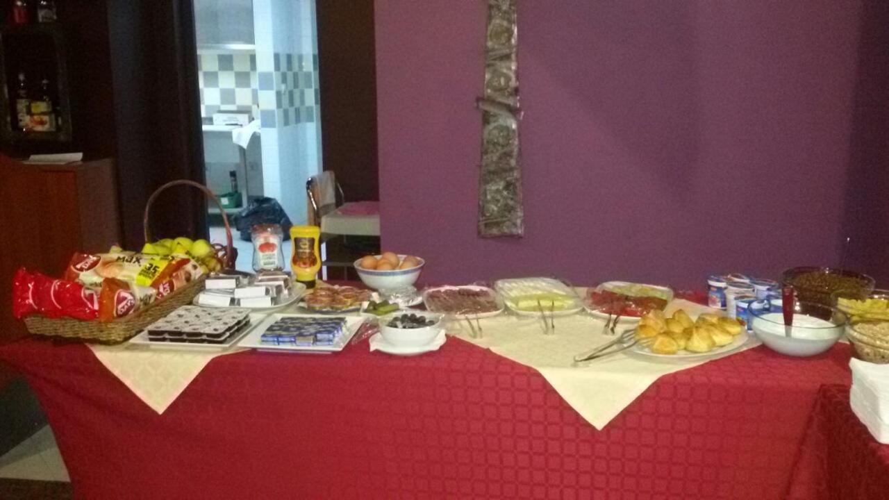 Hotel Veleka 체르노모레츠 외부 사진